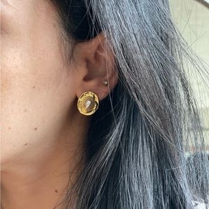 Beautiful pearl studs perfect for everyday use